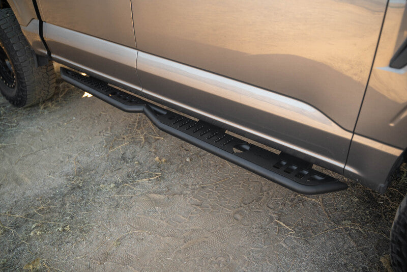 DV8 15-24 Ford F-150 Crew Cab - OE Plus Trittbretter