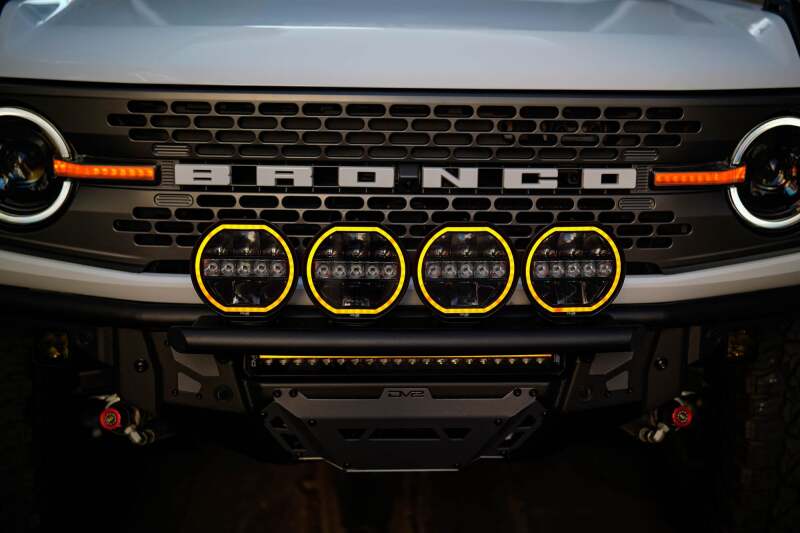 DV8 Offroad Elite Series 20-Zoll-Doppelreihen-Lichtleiste mit Akzentlicht