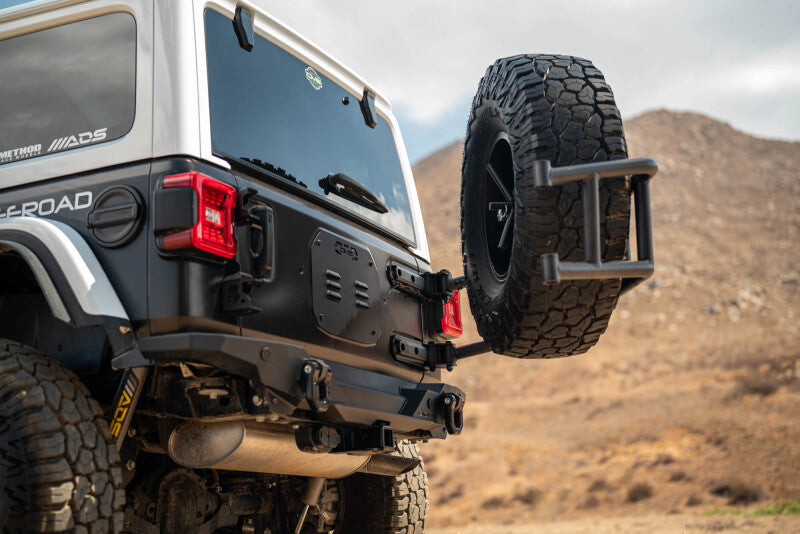 DV8 18-25 Jeep Wrangler JL Karosseriemontierter Reserveradträger