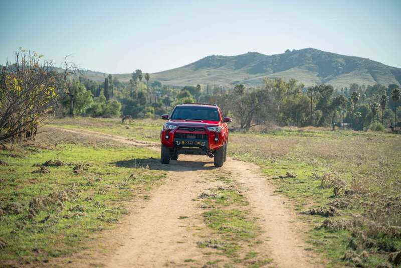 DV8 Offroad 14-24 Toyota 4Runner Centric Series Seilwinden-Frontstoßstange
