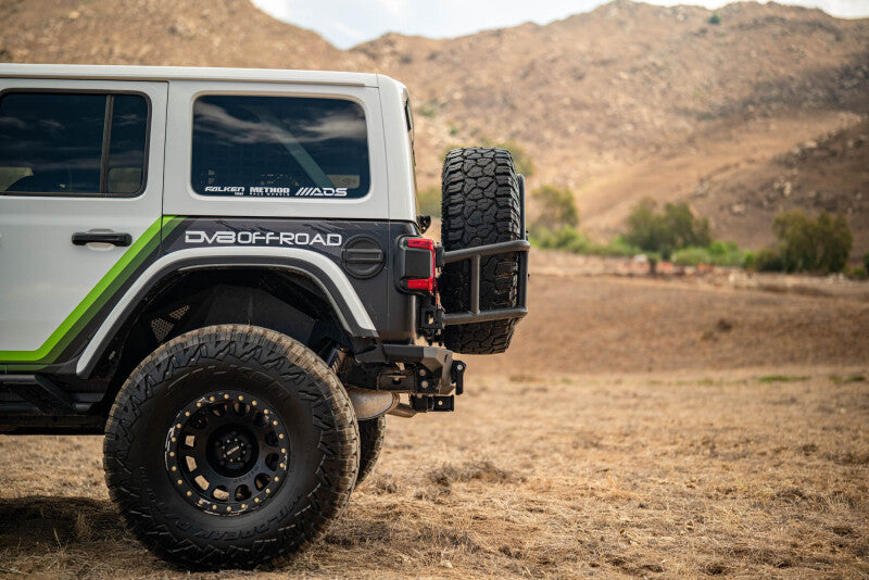 DV8 18-25 Jeep Wrangler JL Karosseriemontierter Reserveradträger