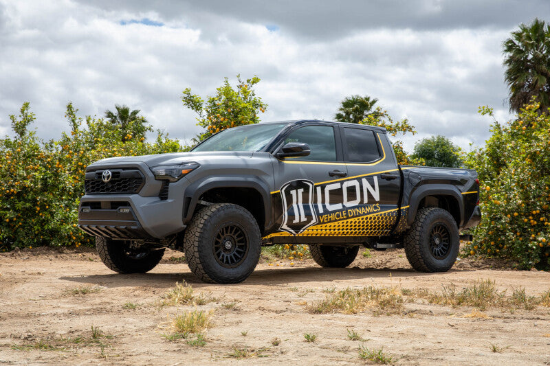 ICON 2024+ Toyota Tacoma 1,25-3 Zoll Stage 8 Fahrwerkssystem aus Billet-Aluminium mit Dreifachfederung