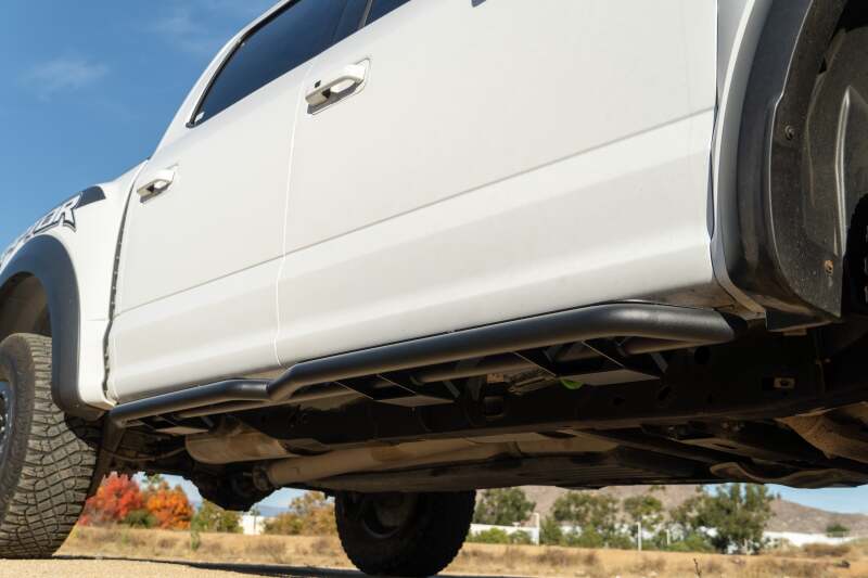 DV8 15-24 Ford F-150 Crew Cab - OE Plus Trittbretter