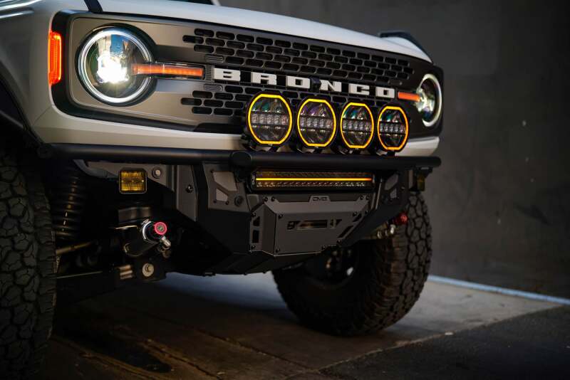 DV8 Offroad Elite Series 20-Zoll-Doppelreihen-Lichtleiste mit Akzentlicht